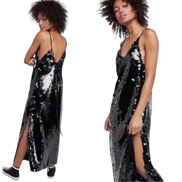 Intimately Free People Paillette Black Chunky Sequin
Midi Slip Dress XS NWOT - Picture 2 of 6
